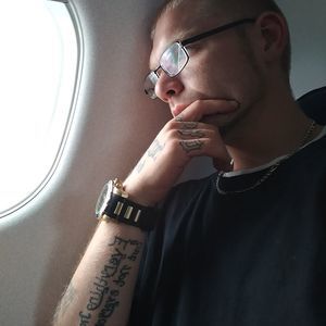 Meet your Posher, Justin